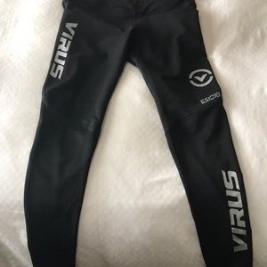 Virus tights for crossfit and weightlifting